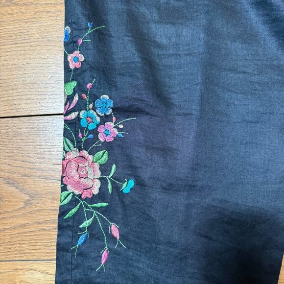 Allison Taylor Black Linen Pants 14 Embroidered Floral Cropped Boho Straight Leg - Picture 7 of 10